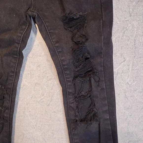 Urban Kids Black Distressed Denim Jeans in Size 6 - Picture 9 of 13